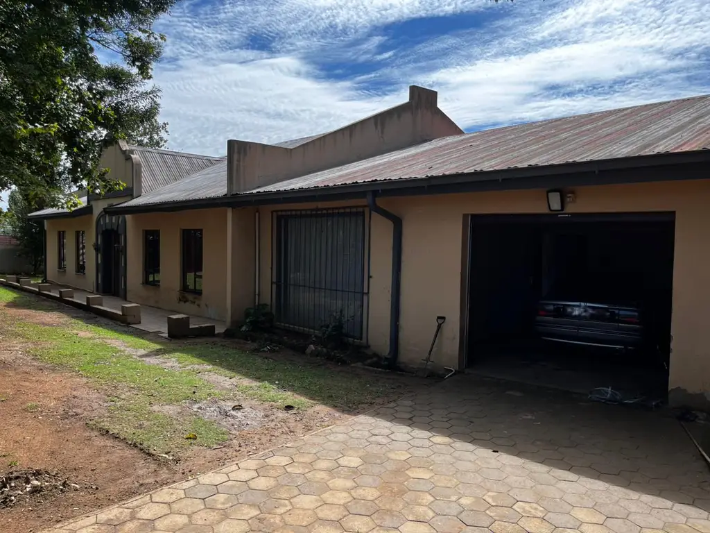 004 Result Peter Maskell - Timed Online Insolvency Auction of a 3 Bedroom Spacious home with renovation potential in Bergville, KZN